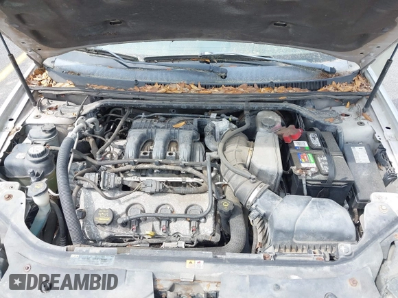2008 Ford Taurus SEL with VIN 1FAHP24W88G178210, listed as a IAAI auction lot 41933552 with 142,971 mi miles. Bid and sale history available at carsss.com. Image 10.