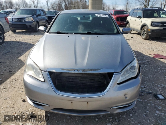 2013 Chrysler 200 LX with VIN 1C3CCBAB2DN691271, listed as a Copart auction lot 51626175 with 200,423 mi miles and Clean Title. Bid and sale history available at carsss.com. Image 5.