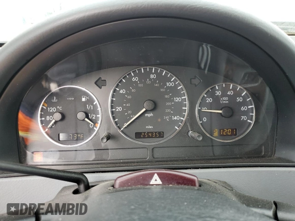 2005 Mercedes-Benz M-Class 3.7L with VIN 4JGAB57E05A518135, listed as a Copart auction lot 59632804 with 254,357 mi miles and Salvage Title. Bid and sale history available at carsss.com. Image 9.
