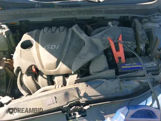 2014 Hyundai Sonata Limited with VIN 5NPEC4AC3EH827286, listed as a IAAI auction lot 43070724 with 187,089 mi miles and . Bid and sale history available at DreamBid. Image 12.