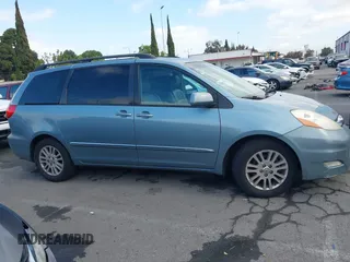 2007 Toyota Sienna XLE z VIN 5TDZK22C77S093580, wystawiony jako IAAI lot #42258590 z przebiegiem 191 274 mil mil oraz . Historia ofert i sprzedaży dostępna na DreamBid. Obrazek 14.