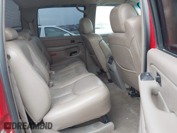 2005 GMC Sierra 3500 DRW SL with VIN 1GTHK33255F812166, listed as a IAAI auction lot 41992970 with 345,082 mi miles and . Bid and sale history available at DreamBid. Image 8.