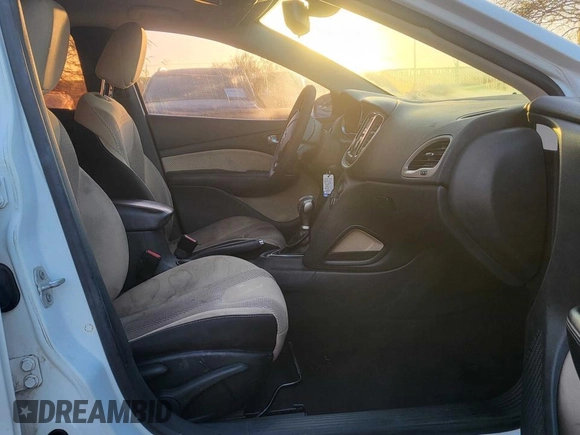 2015 Dodge Dart SXT with VIN 1C3CDFBB5FD405893, listed as a Copart auction lot 54366515 with 91,911 mi miles and Clean Title. Bid and sale history available at carsss.com. Image 5.