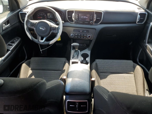 2018 Kia Sportage LX z VIN KNDPMCAC6J7302012, wystawiony jako Copart lot #53845725 z przebiegiem 89 349 mil mil oraz Czysty tytuł • Clean title. Historia ofert i sprzedaży dostępna na DreamBid. Obrazek 8.