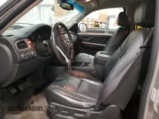 2008 Chevrolet Suburban LT w/3LT with VIN 1GNFK16328J231328, listed as a Copart auction lot 51791365 with 205,542 mi miles and Non Repairable. Bid and sale history available at carsss.com. Image 7.