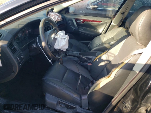 2004 Volvo S60 with VIN YV1RH59H842379484, listed as a Copart auction lot 72387084 with 213,647 mi miles and Non Repairable. Bid and sale history available at carsss.com. Image 7.