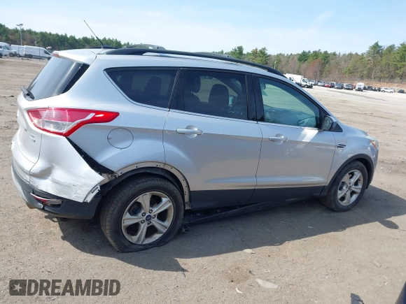 2016 Ford Escape SE z VIN 1FMCU9GXXGUB78201, wystawiony jako IAAI lot #42048676 z przebiegiem 139 144 mil mil oraz . Historia ofert i sprzedaży dostępna na DreamBid. Obrazek 13.