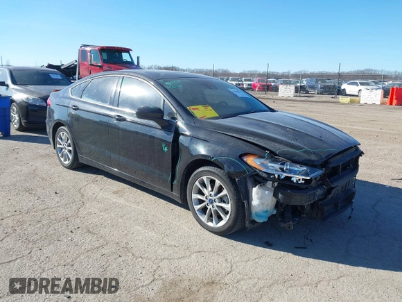 2020 Ford Fusion SE with VIN 3FA6P0LU1LR134904, listed as a IAAI auction lot 41448356 with 84,459 mi miles and . Bid and sale history available at DreamBid. Image 1.