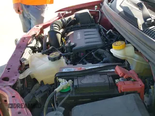 2018 Chevrolet Sonic Premier z VIN 1G1JF6SB0J4116337, wystawiony jako IAAI lot #41684925 z przebiegiem 48 508 mil mil oraz . Historia ofert i sprzedaży dostępna na DreamBid. Obrazek 20.