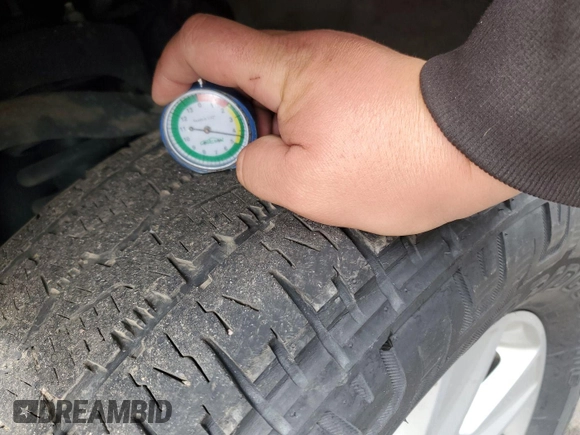 2020 Ford F-150 XL с VIN 1FTFX1E47LKD53514, выставлен на аукционе IAAI как лот 42801195 с пробегом 152 622 миль миль и . История ставок и продаж доступна на DreamBid. Изображение 29.