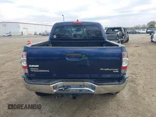 2012 Toyota Tacoma PreRunner z VIN 3TMJU4GN3CM128574, wystawiony jako IAAI lot #41776358 z przebiegiem 168 502 mil mil oraz . Historia ofert i sprzedaży dostępna na DreamBid. Obrazek 16.
