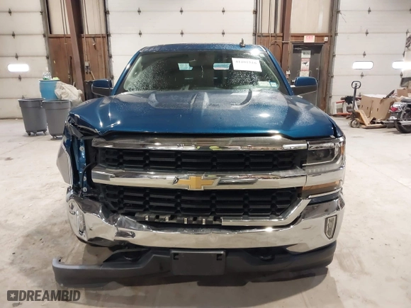 2018 Chevrolet Silverado 1500 LT with VIN 2GCVKREC9J1114124, listed as a IAAI auction lot 41201516 with 51,857 mi miles. Bid and sale history available at carsss.com. Image 12.