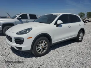 2017 Porsche Cayenne z VIN WP1AA2A20HKA86891, wystawiony jako Copart lot #53372985 z przebiegiem 127 365 mil mil oraz Szkoda całkowita • Salvage title. Historia ofert i sprzedaży dostępna na DreamBid. Obrazek 1.
