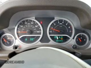 2008 Jeep Wrangler Unlimited Rubicon z VIN 1J4GA69128L529271, wystawiony jako Copart lot #58939945 z przebiegiem 94 503 mil mil oraz Szkoda całkowita • Salvage title. Historia ofert i sprzedaży dostępna na DreamBid. Obrazek 9.