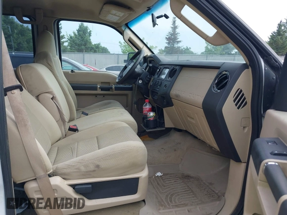 2008 Ford F-250 XL with VIN 1FTSW21R38EA21973, listed as a IAAI auction lot 42791994 with 216,889 mi miles and . Bid and sale history available at DreamBid. Image 5.