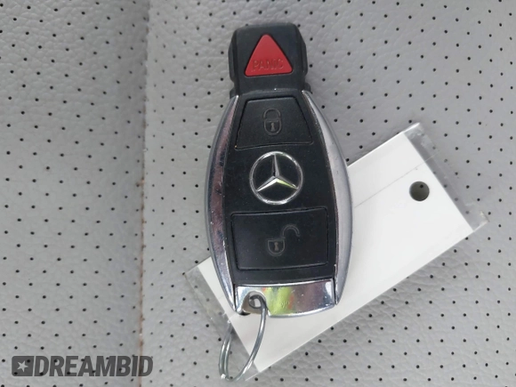 2013 Mercedes-Benz GLK 350 with VIN WDCGG5HB4DF985476, listed as a IAAI auction lot 42257463 with 104,221 mi miles and . Bid and sale history available at DreamBid. Image 11.