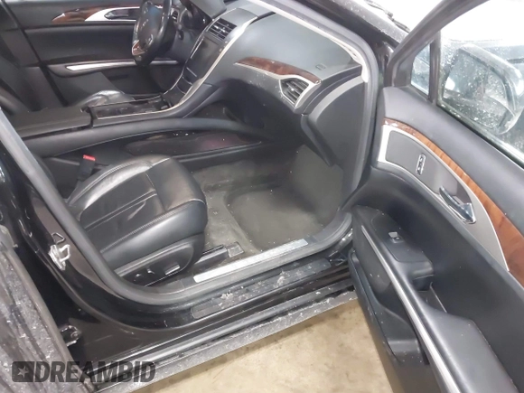 2015 Lincoln MKZ Hybrid with VIN 3LN6L2LU9FR623245, listed as a IAAI auction lot 41599726 with 202,108 mi miles. Bid and sale history available at carsss.com. Image 5.