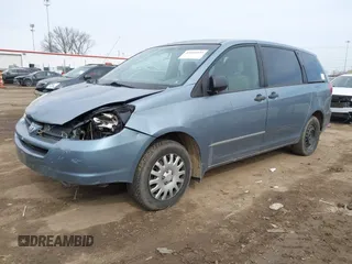 2004 Toyota Sienna with VIN 5TDZA29C44S036628, listed as a IAAI auction lot 41691034 with 389,982 mi miles and . Bid and sale history available at DreamBid. Image 2.