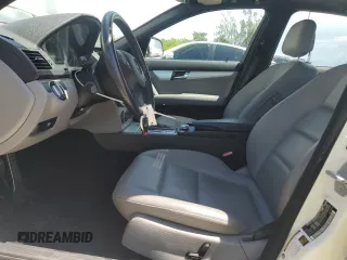 2008 Mercedes-Benz C 300 Sport с VIN WDDGF54X78F156679, выставлен на аукционе Copart как лот 62367615 с пробегом 102 268 миль миль и Списание • Salvage title. История ставок и продаж доступна на DreamBid. Изображение 7.