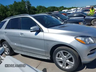 2012 Mercedes-Benz M 350 with VIN 4JGDA5HB4CA061749, listed as a IAAI auction lot 42312603 with 172,246 mi miles and . Bid and sale history available at DreamBid. Image 13.