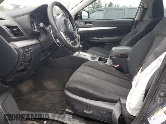 2013 Subaru Legacy Premium z VIN 4S3BMBC60D3044657, wystawiony jako Copart lot #53555155 z przebiegiem 225 681 mil mil oraz Szkoda całkowita • Salvage title. Historia ofert i sprzedaży dostępna na DreamBid. Obrazek 7.