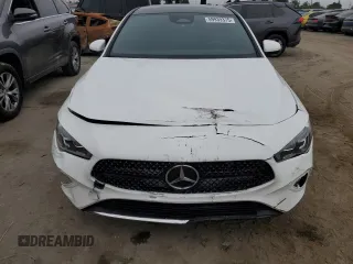 2024 Mercedes-Benz CLA 250 z VIN W1K5J4GB7RN468802, wystawiony jako Copart lot #59939375 z przebiegiem 7 665 mil mil oraz Szkoda całkowita • Salvage title. Historia ofert i sprzedaży dostępna na DreamBid. Obrazek 5.