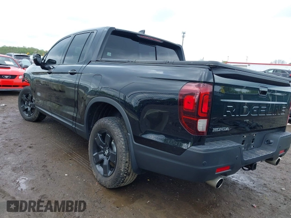 2024 Honda Ridgeline Black Edition with VIN 5FPYK3F86RB030458, listed as a IAAI auction lot 42180255 with 10,513 mi miles and . Bid and sale history available at DreamBid. Image 3.