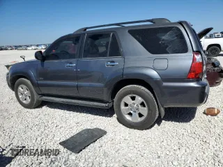 2007 Toyota 4Runner SR5 with VIN JTEZU14R978077936, listed as a Copart auction lot 48493175 with 33,305 mi miles and Salvage Title. Bid and sale history available at carsss.com. Image 2.
