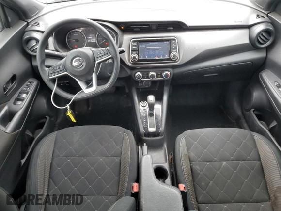 2020 Nissan Kicks S with VIN 3N1CP5BV5LL557639, listed as a Copart auction lot 44612695 with 80,663 mi miles and Salvage Title. Bid and sale history available at carsss.com. Image 8.