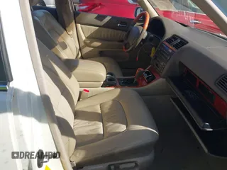 2000 Lexus LS 400 with VIN JT8BH28F7Y0168492, listed as a IAAI auction lot 41810357 with 92,472 mi miles and . Bid and sale history available at carsss.com. Image 5.