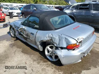 1998 BMW 3 Series 2.8L with VIN 4USCJ3335WLC16206, listed as a Copart auction lot 68746354 with 131,071 mi miles and Salvage Title. Bid and sale history available at carsss.com. Image 2.
