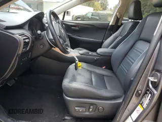 2016 Lexus NX 200t z VIN JTJBARBZ7G2087980, wystawiony jako Copart lot #55155605 z przebiegiem 69 407 mil mil oraz Szkoda całkowita • Salvage title. Historia ofert i sprzedaży dostępna na DreamBid. Obrazek 7.