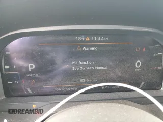 2024 Mitsubishi Outlander SE z VIN JA4J4VA88RZ020090, wystawiony jako Copart lot #45466615 z przebiegiem 41 644 mil mil oraz Szkoda całkowita • Salvage title. Historia ofert i sprzedaży dostępna na DreamBid. Obrazek 9.