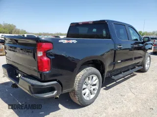 2021 Chevrolet Silverado 1500 Custom with VIN 1GCPYBEK1MZ218107, listed as a Copart auction lot 51285875 with 92,619 mi miles and Salvage Title. Bid and sale history available at DreamBid. Image 3.