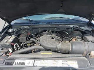 2000 Ford Expedition XLT with VIN 1FMRU166XYLB76413, listed as a IAAI auction lot 40357920 with 154,597 mi miles and . Bid and sale history available at DreamBid. Image 10.