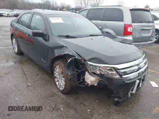 2012 Ford Fusion Hybrid с VIN 3FADP0L39CR199045, выставлен на аукционе IAAI как лот 41441647 с пробегом 144 795 миль миль и . История ставок и продаж доступна на DreamBid. Изображение 1.