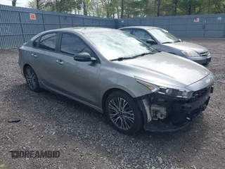 2022 Kia Forte GT-Line z VIN 3KPF54AD0NE490720, wystawiony jako IAAI lot #42168294 z przebiegiem 25 875 mil mil oraz . Historia ofert i sprzedaży dostępna na DreamBid. Obrazek 1.