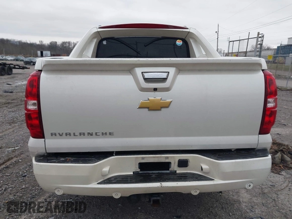 2012 Chevrolet Avalanche LTZ with VIN 3GNMCGE03CG254318, listed as a IAAI auction lot 41538283 with 291,833 mi miles and . Bid and sale history available at DreamBid. Image 16.