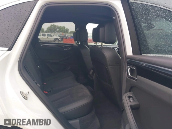 2015 Porsche Macan S с VIN WP1AB2A59FLB53101, выставлен на аукционе IAAI как лот 42371277 с пробегом 47 278 миль миль и . История ставок и продаж доступна на DreamBid. Изображение 8.