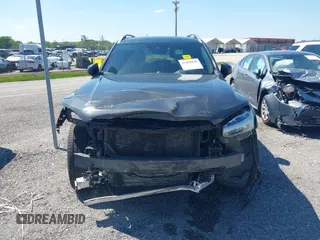 2017 Volvo XC90 Momentum with VIN YV4A22PK6H1149002, listed as a IAAI auction lot 41405845 with 105,292 mi miles. Bid and sale history available at carsss.com. Image 13.