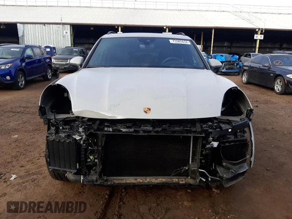 2020 Porsche Cayenne z VIN WP1AA2AY1LDA10064, wystawiony jako Copart lot #73385652 z przebiegiem 14 048 mil mil oraz . Historia ofert i sprzedaży dostępna na DreamBid. Obrazek 5.
