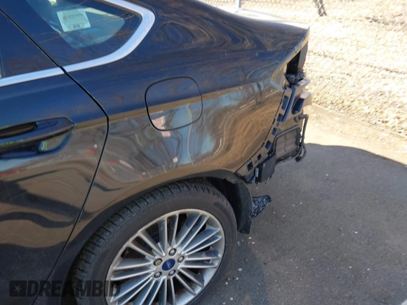 2013 Ford Fusion SE with VIN 3FA6P0HR2DR191084, listed as a IAAI auction lot 41640526 with 56,868 mi miles and . Bid and sale history available at DreamBid. Image 6.