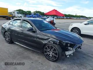 2024 Mercedes-Benz C 43 AMG z VIN W1KAF8HB6RR185662, wystawiony jako IAAI lot #41699577 z przebiegiem 7 044 mil mil oraz . Historia ofert i sprzedaży dostępna na DreamBid. Obrazek 1.