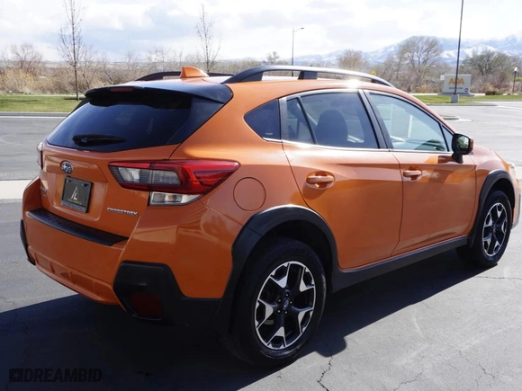 2020 Subaru Crosstrek Premium with VIN JF2GTAPC1LH278392, listed as a Copart auction lot 52633985 with 105,000 mi miles and Salvage Title. Bid and sale history available at carsss.com. Image 3.