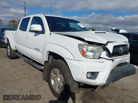 2015 Toyota Tacoma PreRunner with VIN 3TMKU4HN6FM044238, listed as a IAAI auction lot 41534623 with 196,490 mi miles and . Bid and sale history available at DreamBid. Image 1.