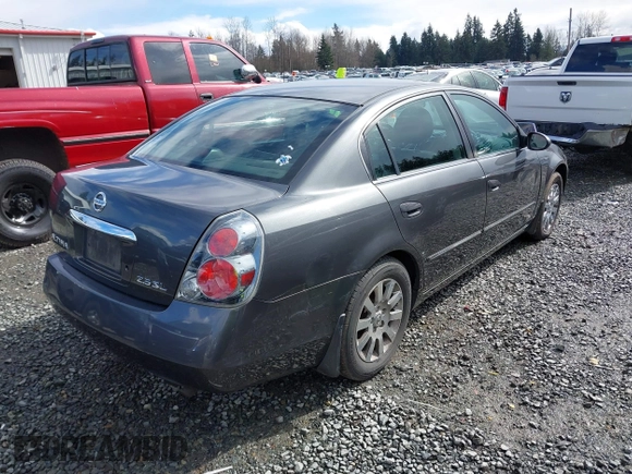 2006 Nissan Altima 2.5 with VIN 1N4AL11D06N304367, listed as a IAAI auction lot 41808294 with 198,815 mi miles. Bid and sale history available at carsss.com. Image 4.