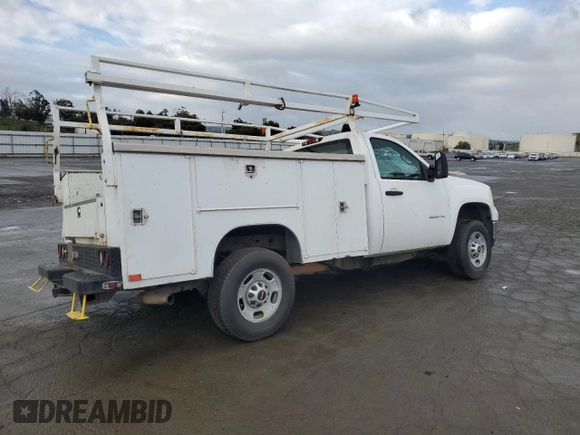2013 GMC Sierra 1500 with VIN 1GD01ZCG6DF146248, listed as a Copart auction lot 49449585 with 124,679 mi miles and Salvage Title. Bid and sale history available at DreamBid. Image 3.