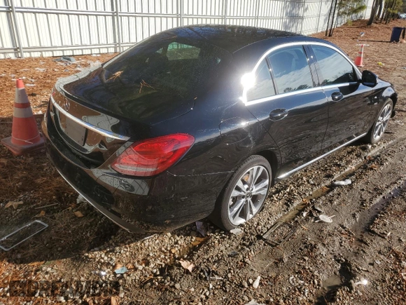 2018 Mercedes-Benz C 350e с VIN 55SWF4HBXJU270666, выставлен на аукционе Copart как лот 77247313 с пробегом 42 828 миль миль и . История ставок и продаж доступна на DreamBid. Изображение 3.