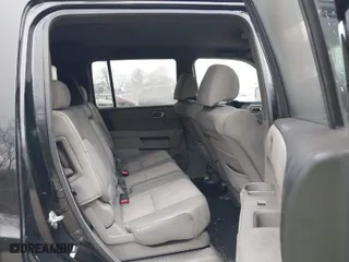 2009 Honda Pilot EX with VIN 5FNYF48469B008909, listed as a IAAI auction lot 41936818 with 261,834 mi miles. Bid and sale history available at carsss.com. Image 8.