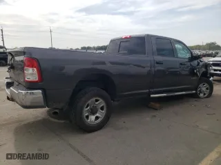 2019 Ram 2500 Tradesman with VIN 3C6UR5HL2KG651560, listed as a Copart auction lot 70237924 with 67,505 mi miles and Salvage Title. Bid and sale history available at carsss.com. Image 3.